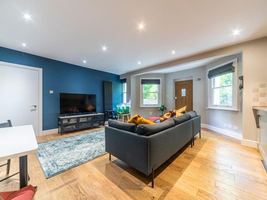 Апартаменты Surbiton Garden Flat Экстерьер фото